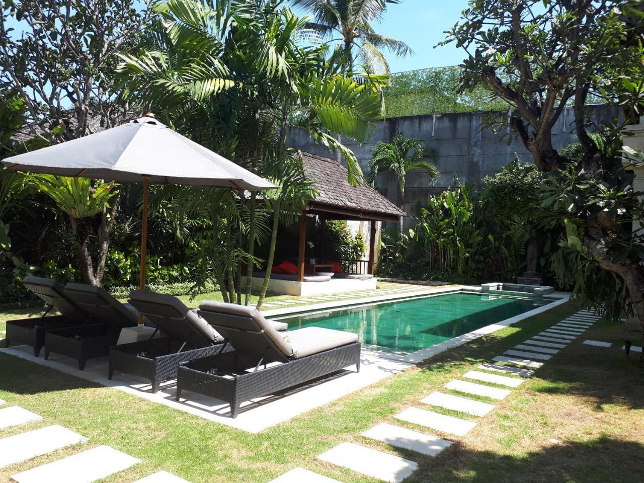 Villa Zanissa Seminyak  Exterior photo